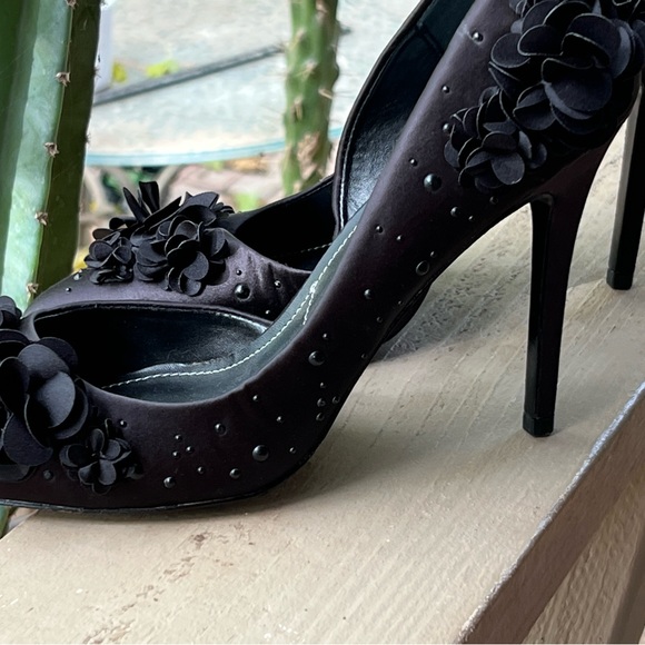 Charles David Shoes - New Charles David Black Floral Stiletto 10